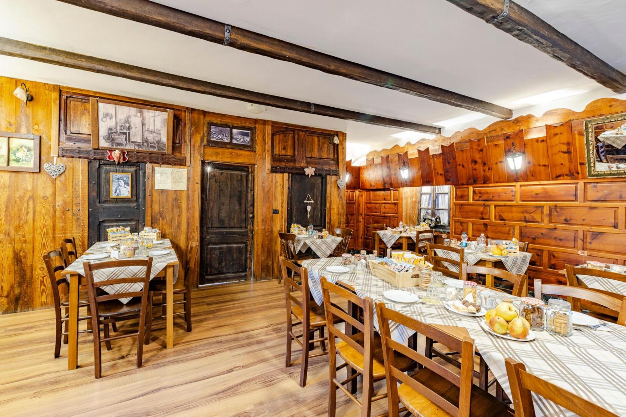 Hotel&Restaurant Armanac De Toubie Arnad Luaran gambar