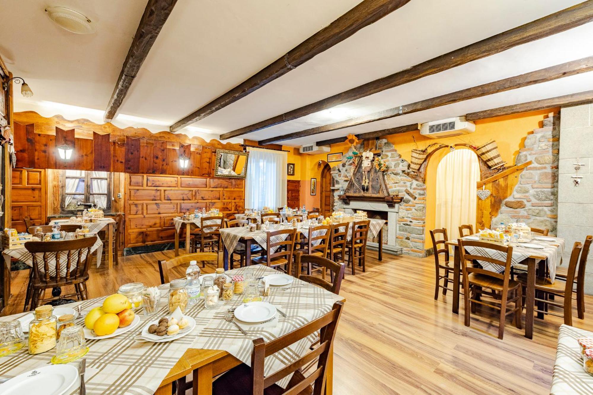 Hotel&Restaurant Armanac De Toubie Arnad Luaran gambar