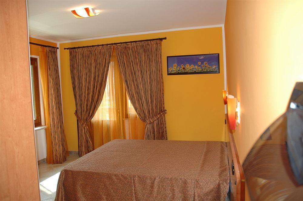 Hotel&Restaurant Armanac De Toubie Arnad Luaran gambar